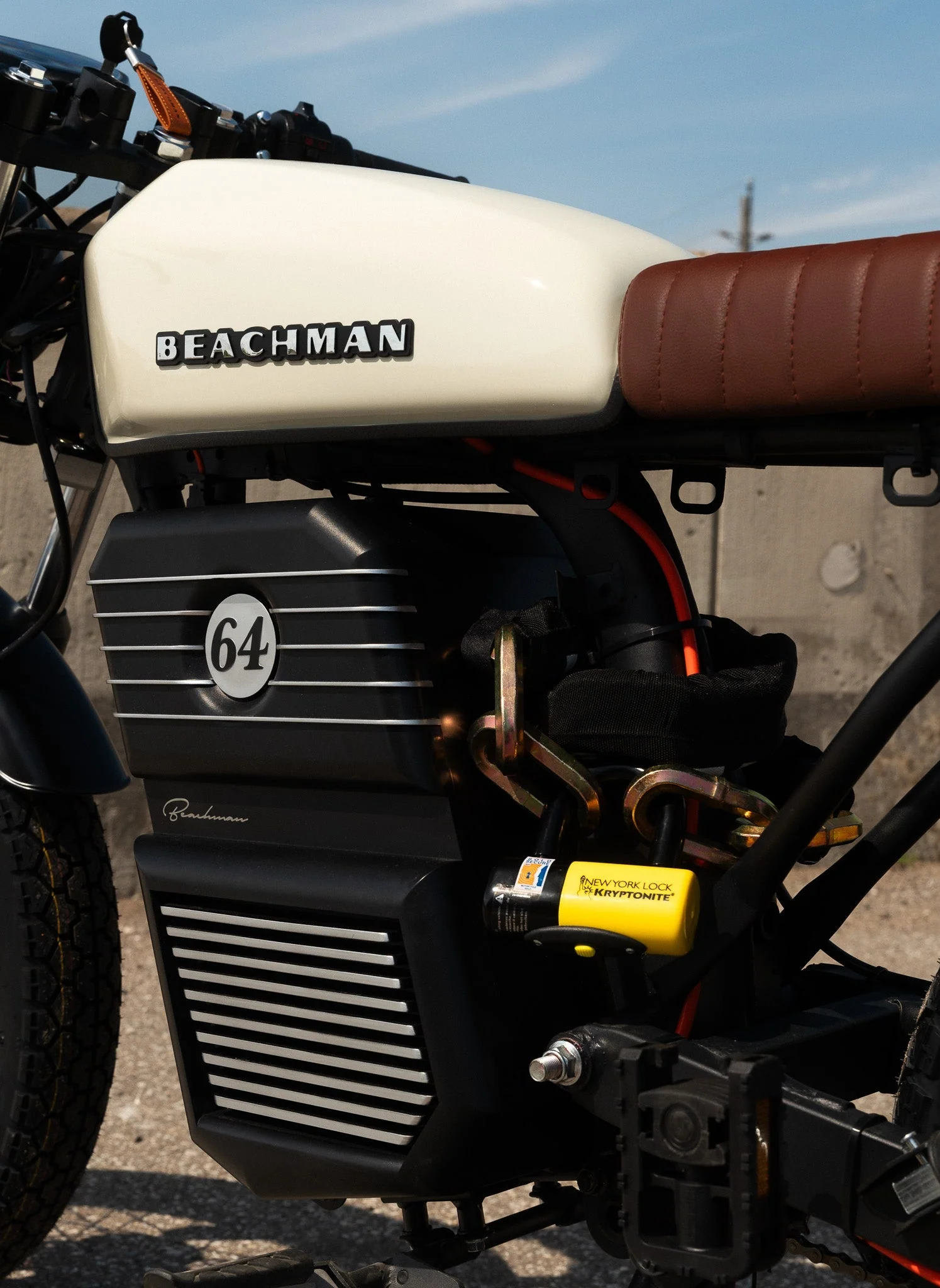 64 E-Bike - Image 9