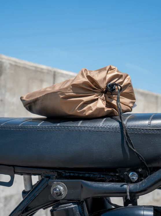 Beachman Dust Cover - Image 4