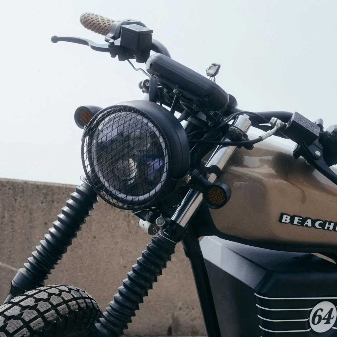 Beachman Headlight Grill - Image 2