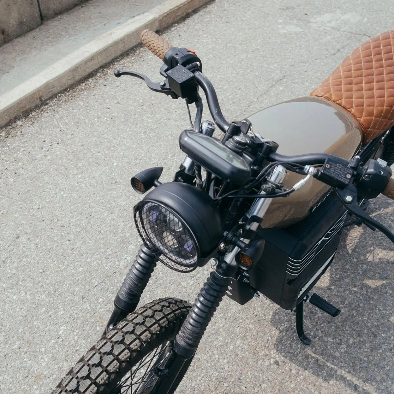 Beachman Headlight Grill - Image 3