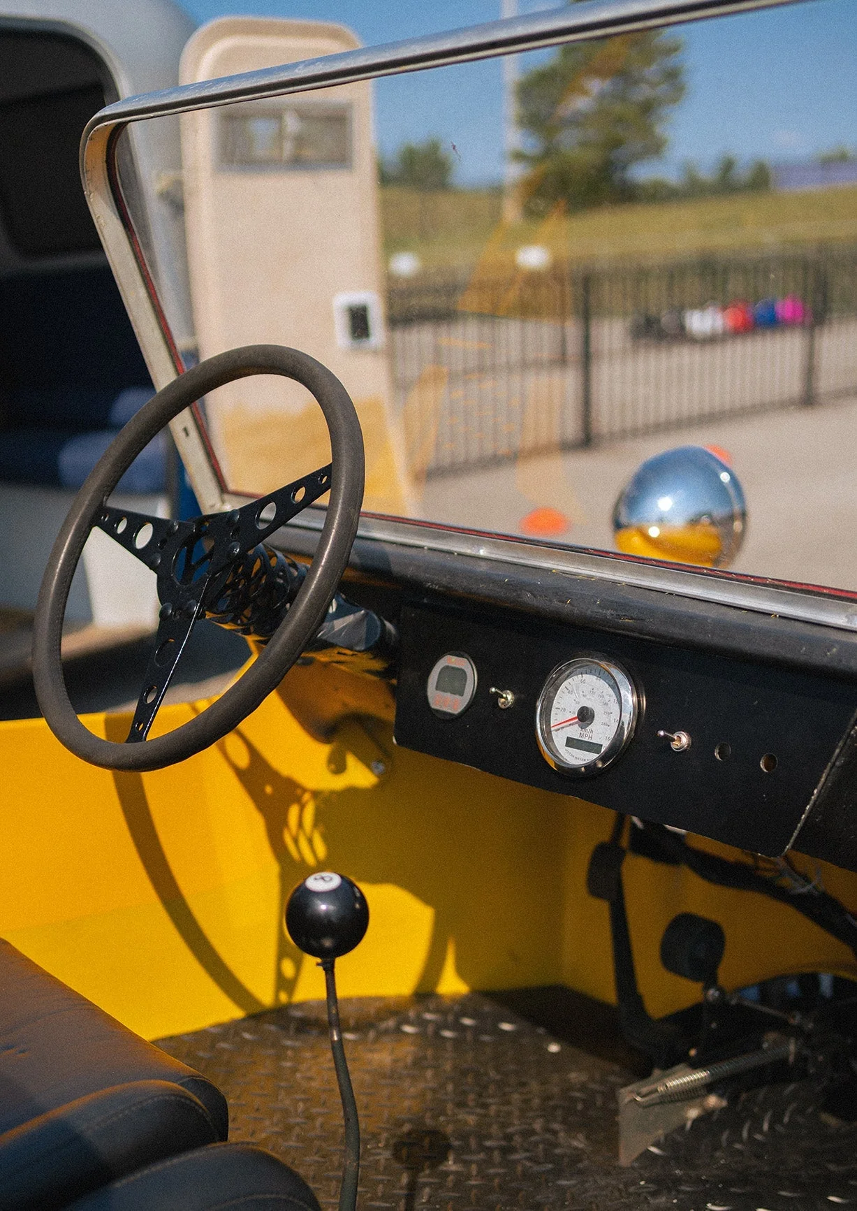 Bumblebee - Image 6