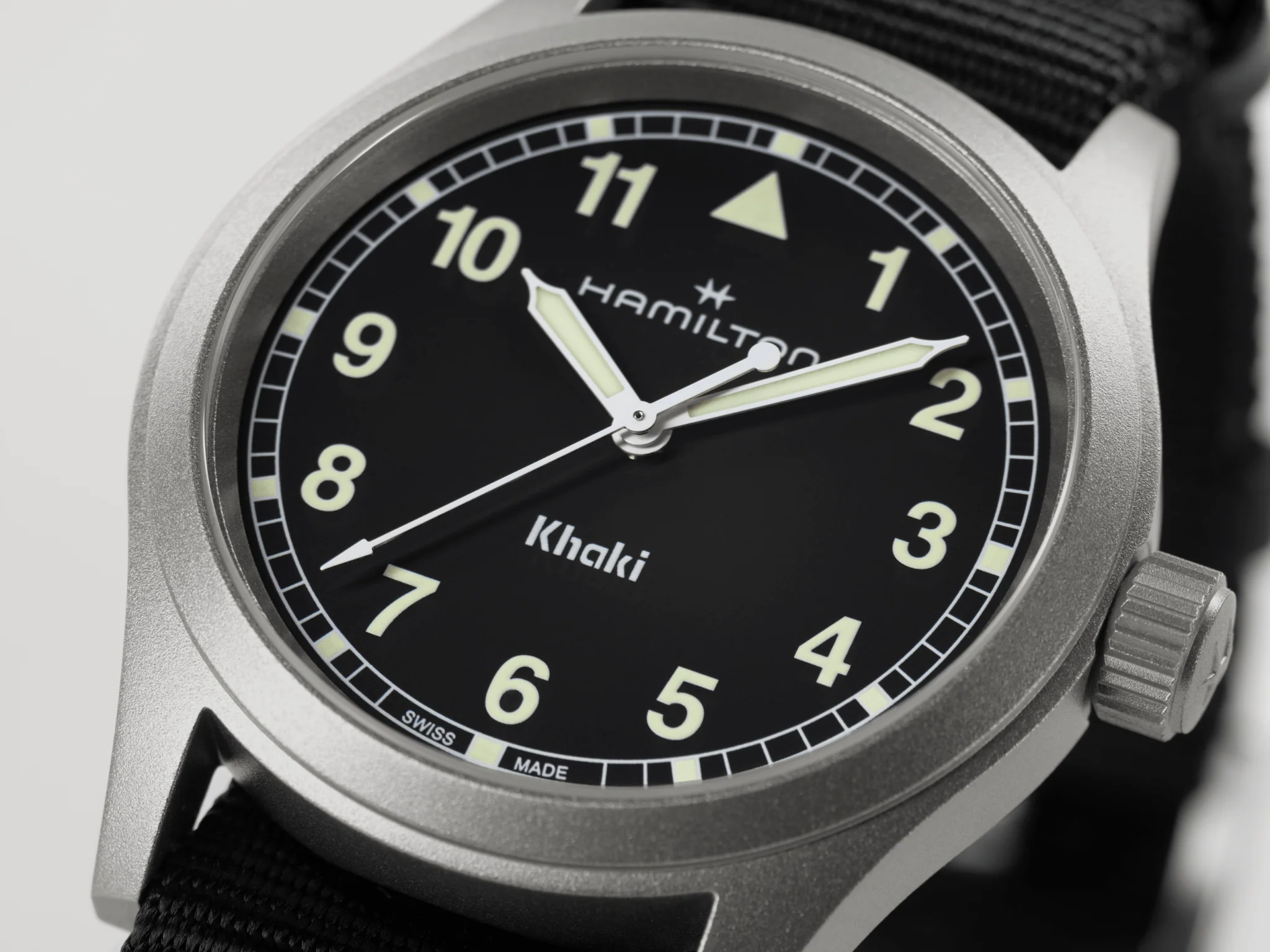 Hamilton Khaki Field Quartz 38mm - Image 11