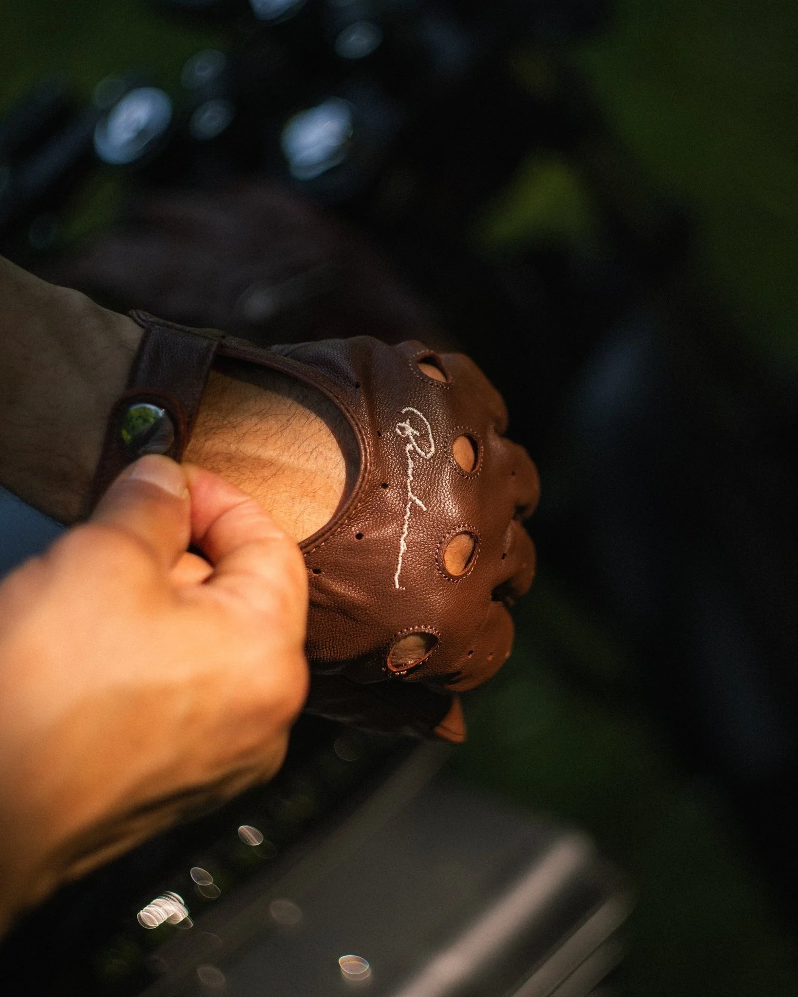 Leather Riding Gloves - Image 3