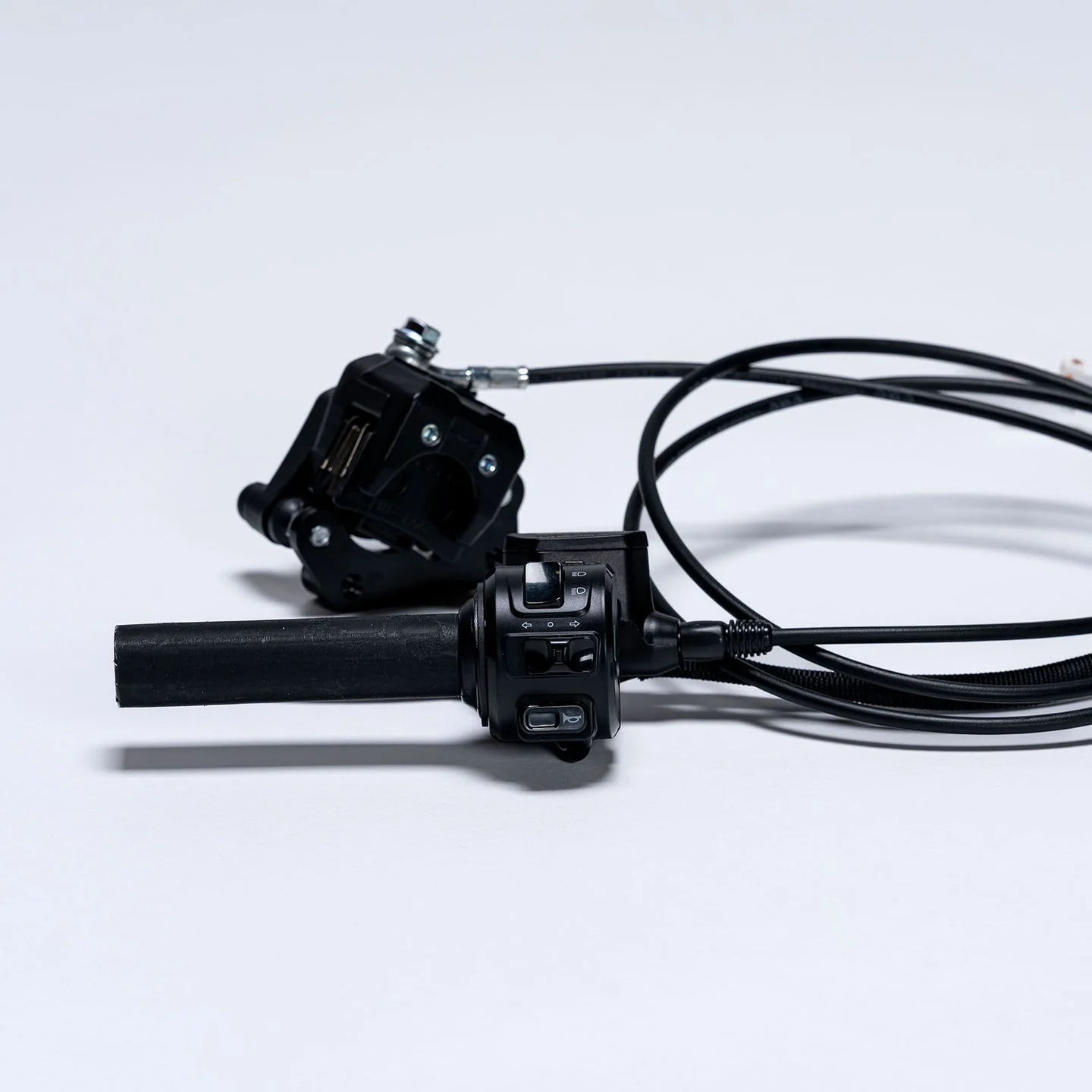 CAKE Makka Rear Brake & Handlebar Switch Kit